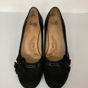 Sofft Black Suede Shoes With Flower Details NWOT